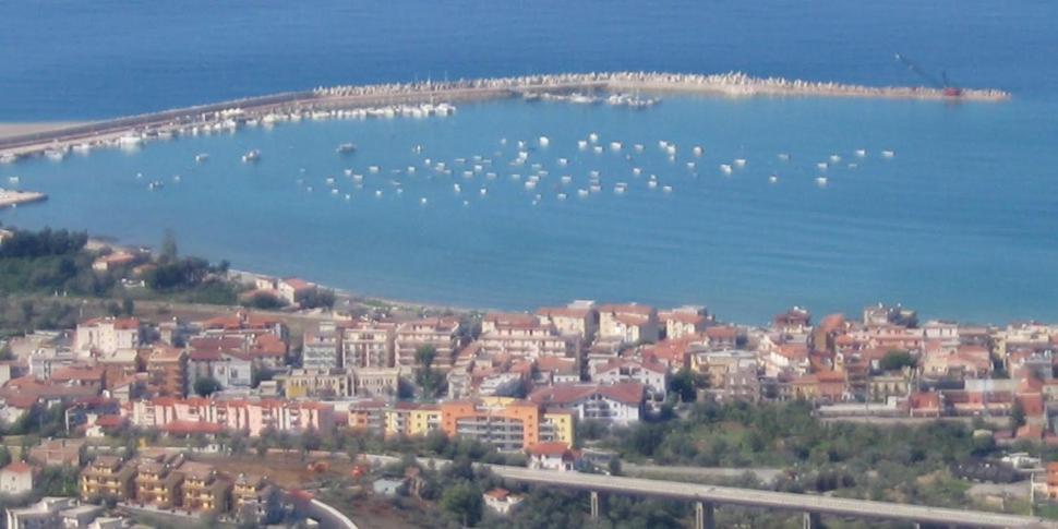 Affittacamere I Mori In Campidoglio Affitta SantʼAgata di Militello