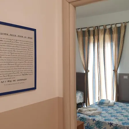 I Mori In Campidoglio Affitta Camere SantʼAgata di Militello Exterior foto