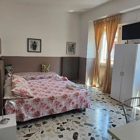 I Mori In Campidoglio Affitta Camere SantʼAgata di Militello Exterior foto
