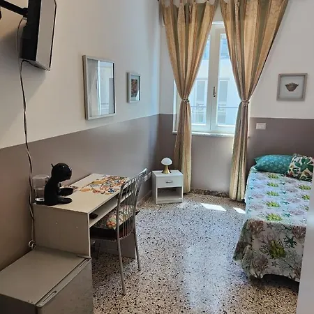 I Mori In Campidoglio Affitta Camere SantʼAgata di Militello Exterior foto