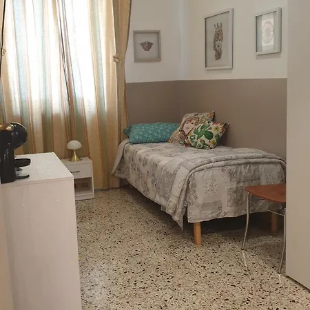 I Mori In Campidoglio Affitta Camere SantʼAgata di Militello Zimmer foto